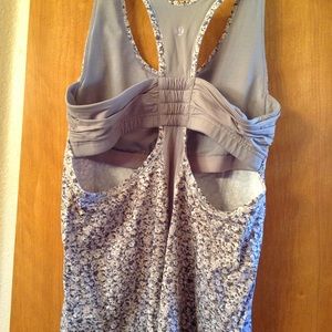 Lululemon tank size 8